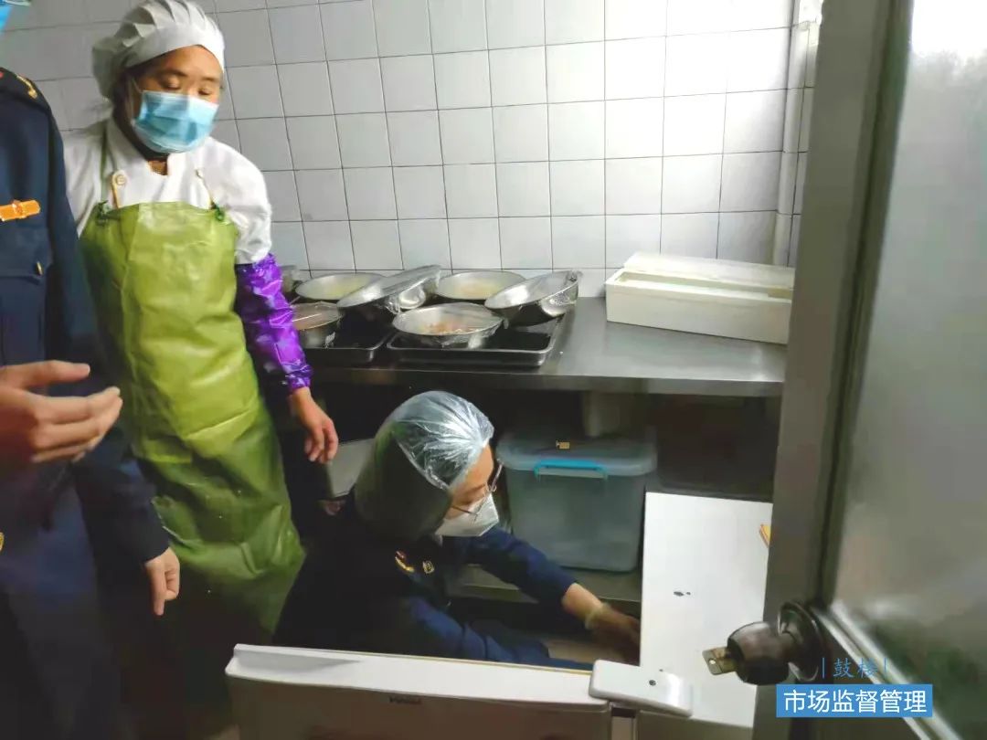 鼓樓區守護校園食品安全底線 鼓樓區守護校園食品安全底線