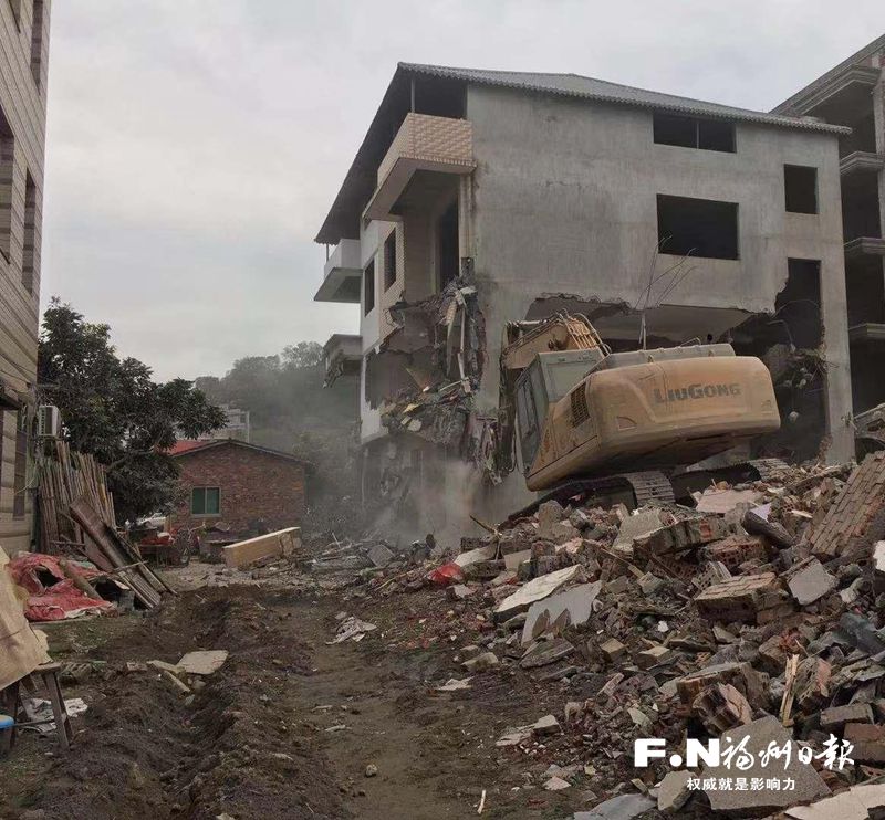 閩侯青口拆除一座違建 閩侯青口拆除一座違建
