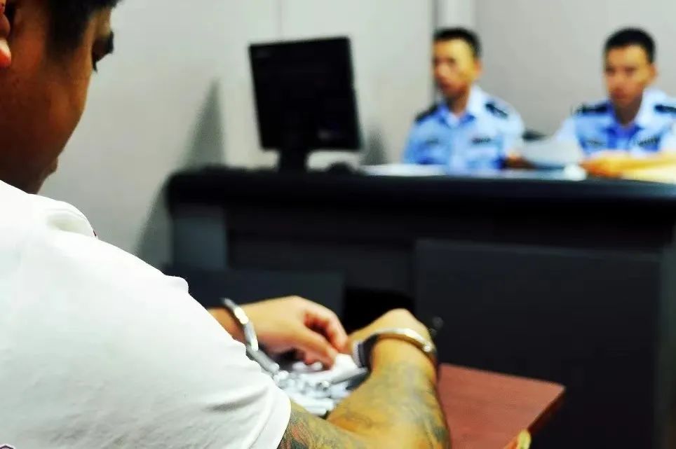 福州公安掃黑答卷讓“平安榕城”成色更足 福州公安掃黑答卷讓“平安榕城”成色更足