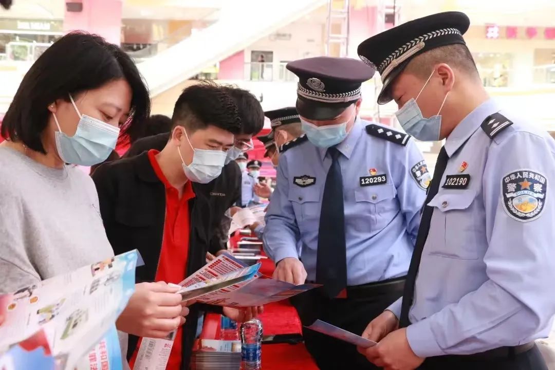 福州公安掃黑答卷讓“平安榕城”成色更足 福州公安掃黑答卷讓“平安榕城”成色更足