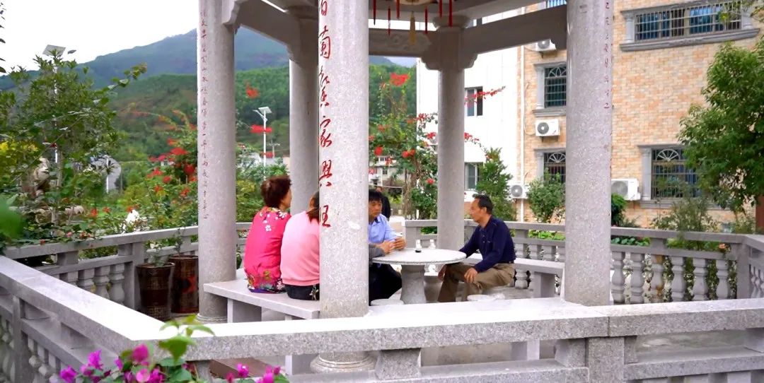 閩清“小積分”兌出村居環(huán)境“新景象” 閩清“小積分”兌出村居環(huán)境“新景象”