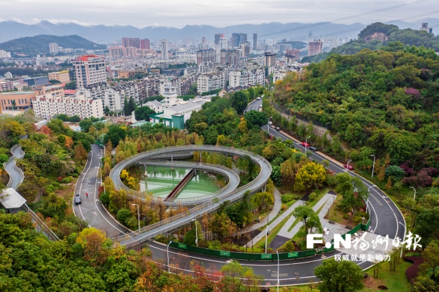 層林盡染 福山如畫